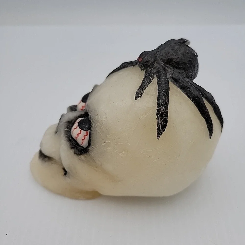 Vintage Halloween Skull Candle Blood Shot‎ Eyes Spider Head Smiling